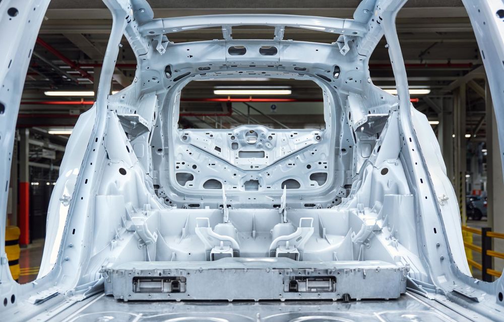 Noi detalii despre Volvo EX60: autonomie de 810 kilometri - Poza 2