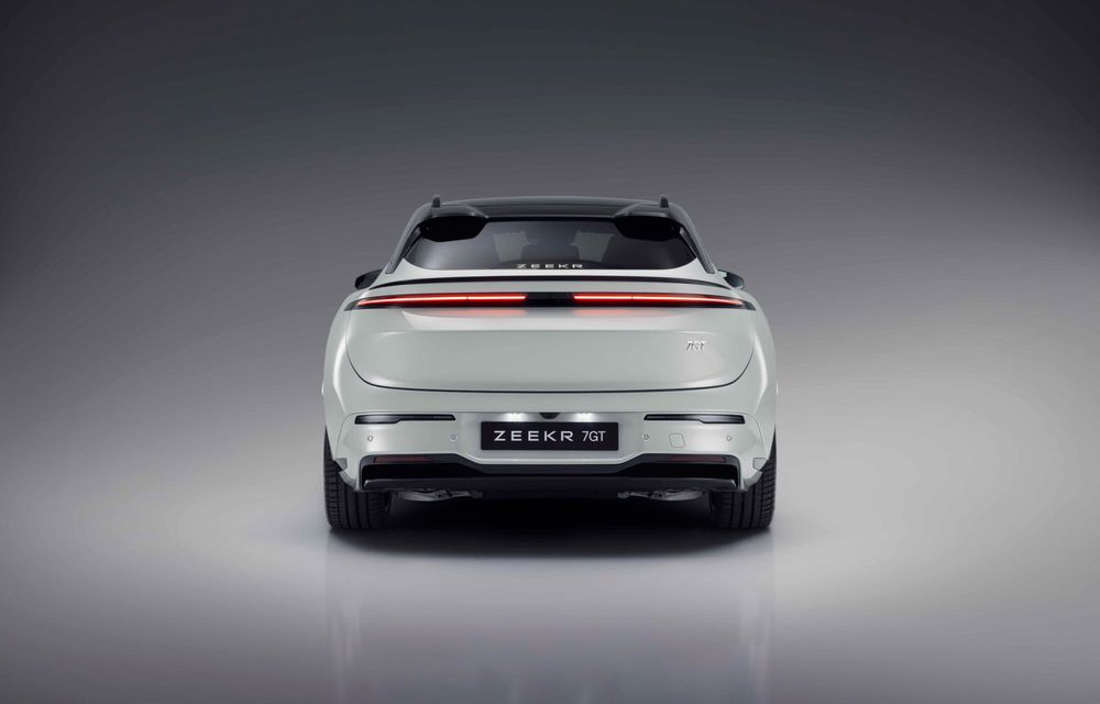 Noul Zeekr 7GT, lansat oficial în Europa: până la 665 kilometri autonomie - Poza 4 Noul Zeekr 7GT, lansat oficial în Europa: până la 665 kilometri autonomie - Poza 4