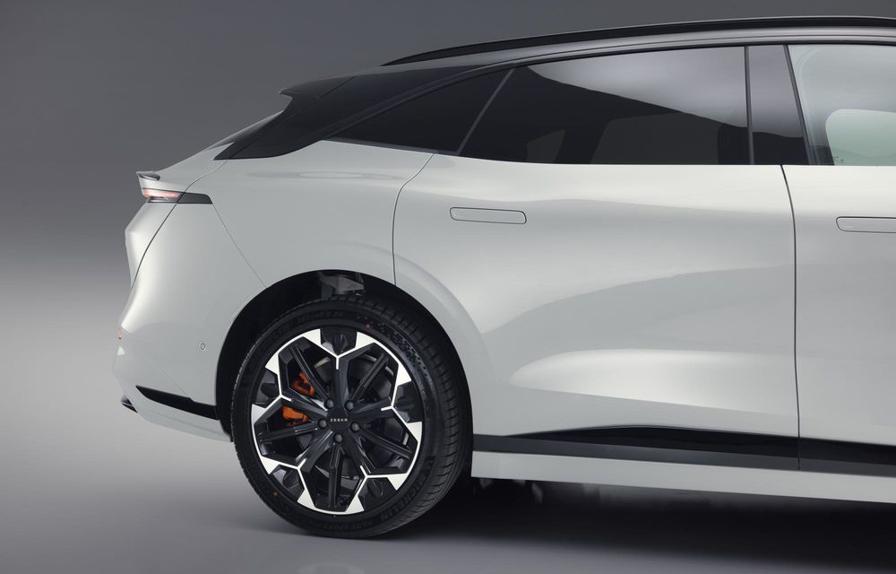Noul Zeekr 7GT, lansat oficial în Europa: până la 665 kilometri autonomie - Poza 10 Noul Zeekr 7GT, lansat oficial în Europa: până la 665 kilometri autonomie - Poza 10