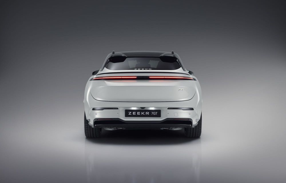 Noul Zeekr 7GT, lansat oficial în Europa: până la 665 kilometri autonomie - Poza 14 Noul Zeekr 7GT, lansat oficial în Europa: până la 665 kilometri autonomie - Poza 14