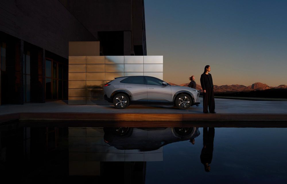 Noua Mazda CX-6e: SUV electric cu autonomie de 484 kilometri - Poza 5