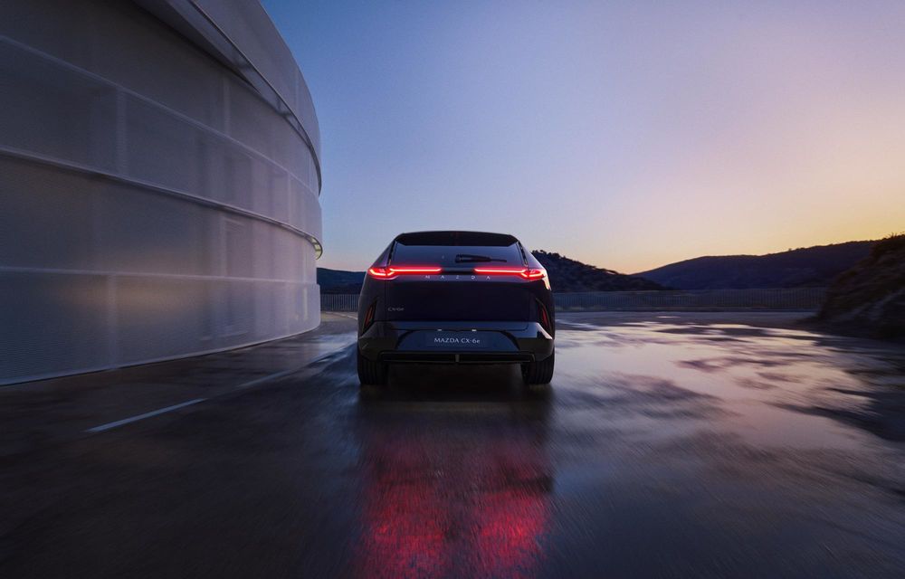 Noua Mazda CX-6e: SUV electric cu autonomie de 484 kilometri - Poza 9
