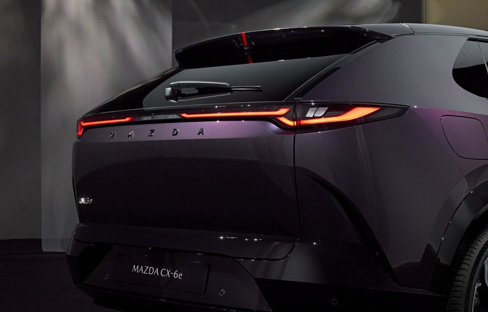 Noua Mazda CX-6e: SUV electric cu autonomie de 484 kilometri - Poza 19