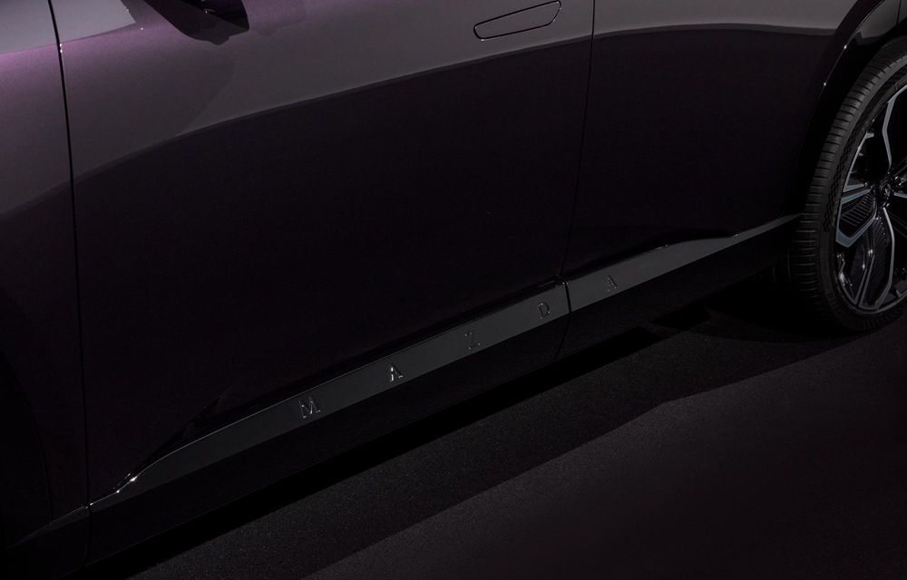 Noua Mazda CX-6e: SUV electric cu autonomie de 484 kilometri - Poza 34