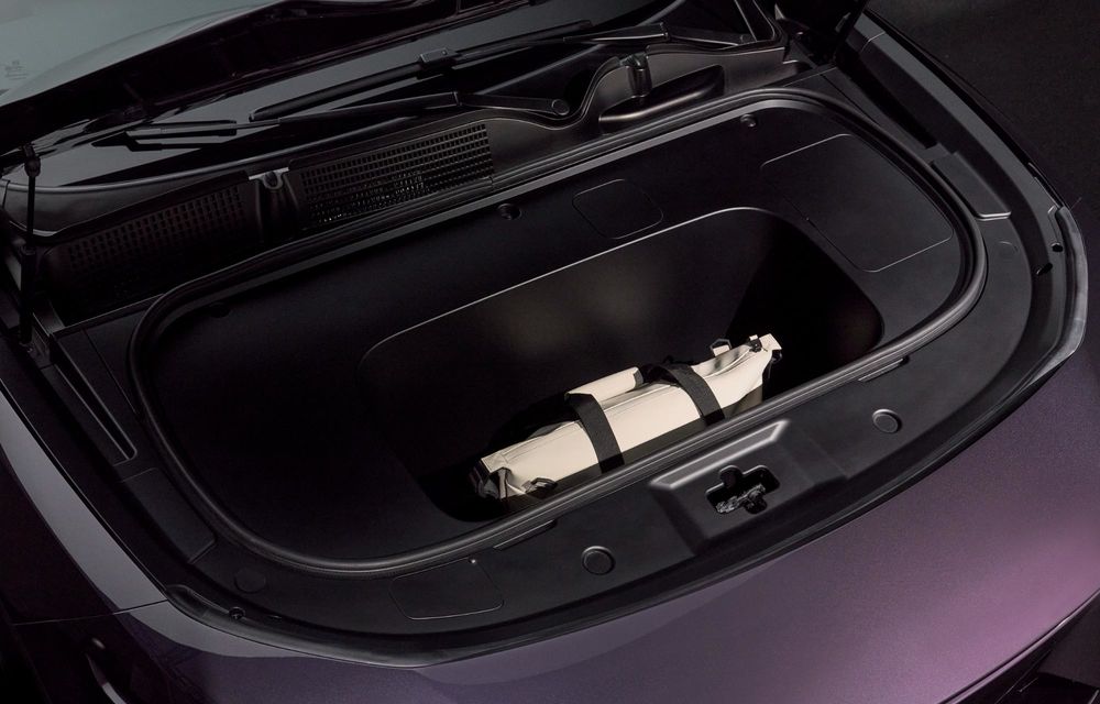 Noua Mazda CX-6e: SUV electric cu autonomie de 484 kilometri - Poza 40