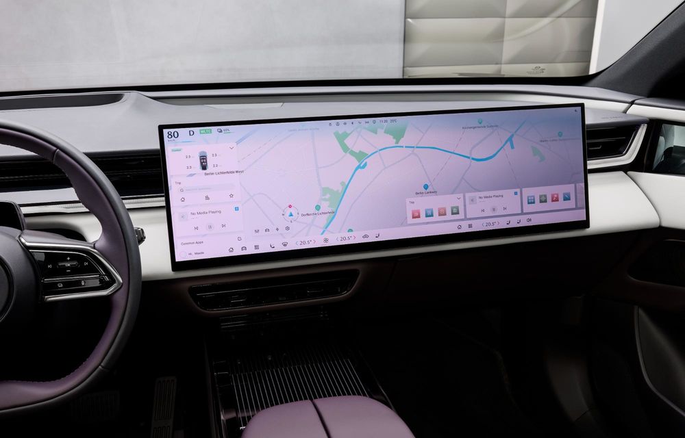 Noua Mazda CX-6e: SUV electric cu autonomie de 484 kilometri - Poza 53