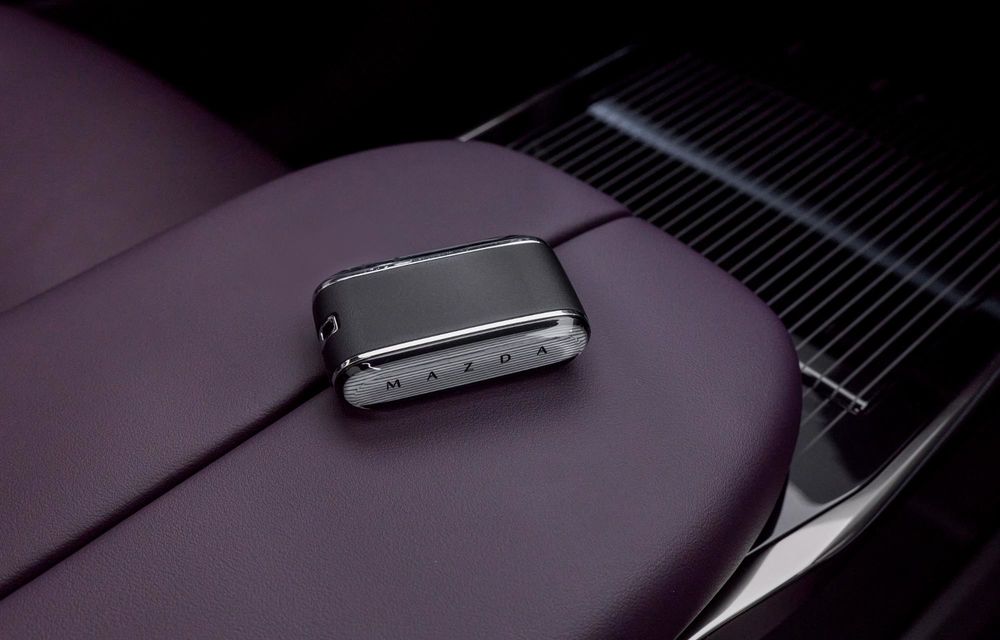 Noua Mazda CX-6e: SUV electric cu autonomie de 484 kilometri - Poza 66