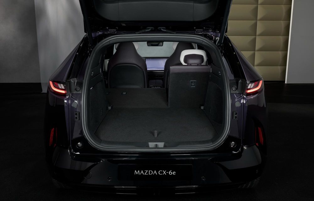 Noua Mazda CX-6e: SUV electric cu autonomie de 484 kilometri - Poza 87