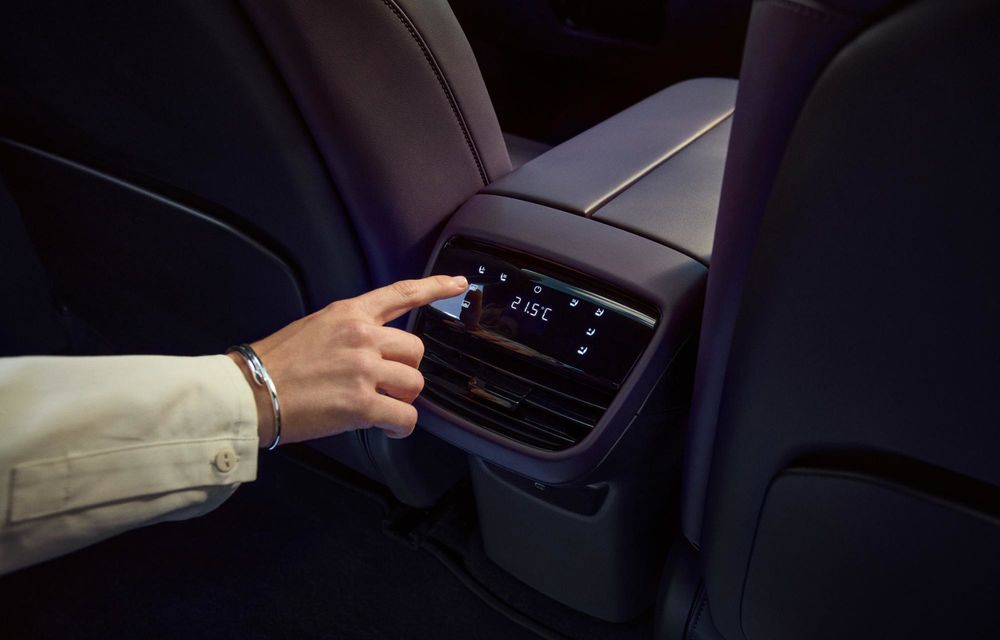 Noua Mazda CX-6e: SUV electric cu autonomie de 484 kilometri - Poza 110