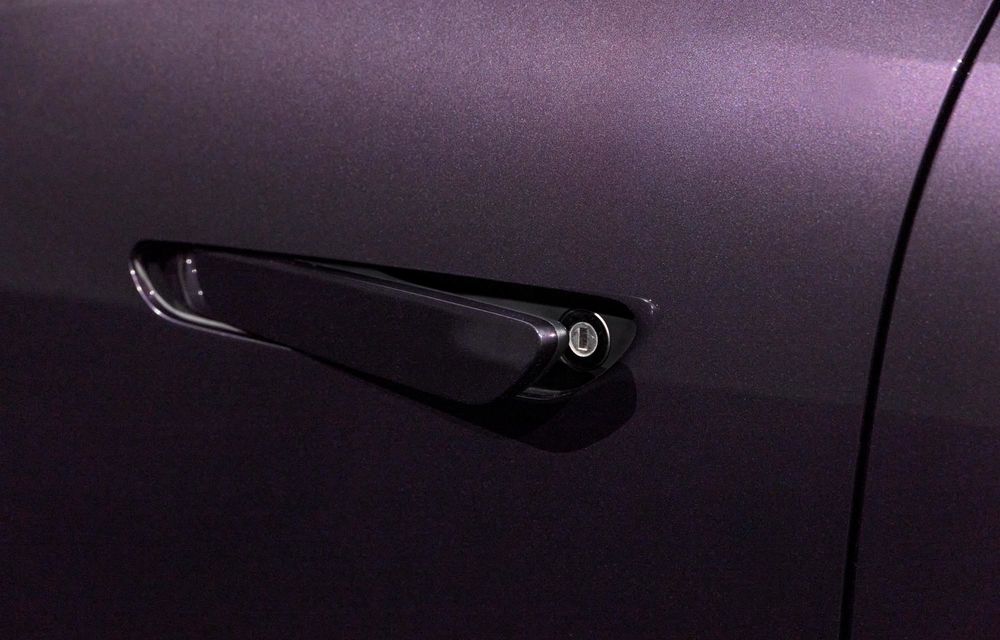 Noua Mazda CX-6e: SUV electric cu autonomie de 484 kilometri - Poza 35