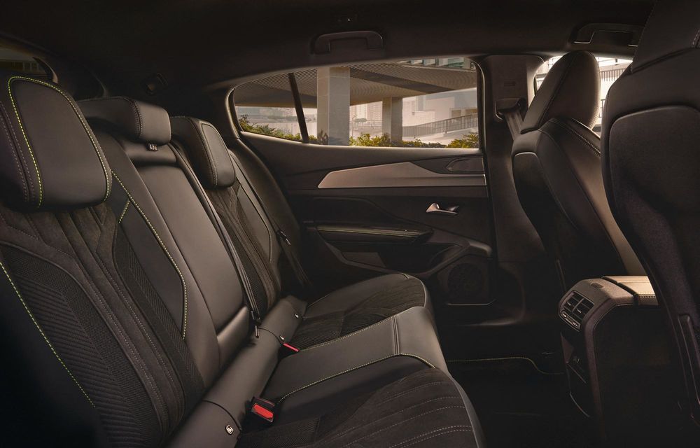 Noul Peugeot 408 facelift: design revizuit și culoare nouă - Poza 10 Noul Peugeot 408 facelift: design revizuit și culoare nouă - Poza 10