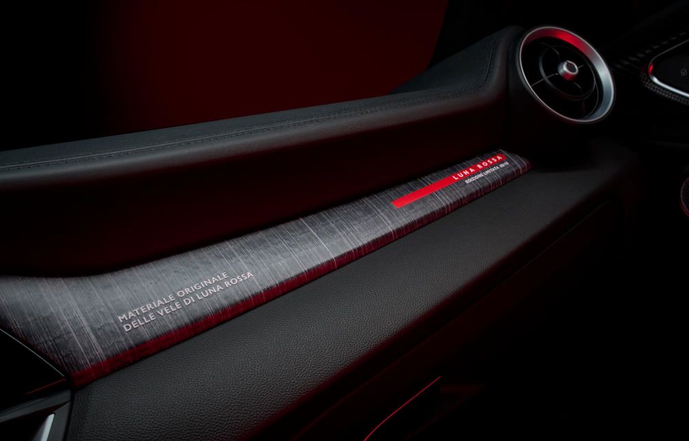 Noua Alfa Romeo Giulia Quadrifoglio Luna Rossa: ediție limitată la 10 exemplare - Poza 15