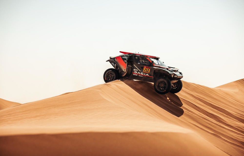 Raliul Dakar 2026: Dacia rămâne la conducere în ciuda problemelor de navigație - Poza 5 Raliul Dakar 2026: Dacia rămâne la conducere în ciuda problemelor de navigație - Poza 5