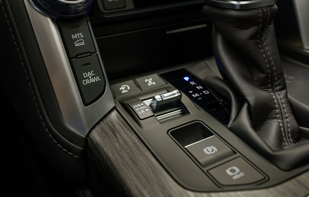 Versiune nouă pentru Toyota Land Cruiser: V6 twin-turbo, hibrid, cu 457 CP - Poza 8