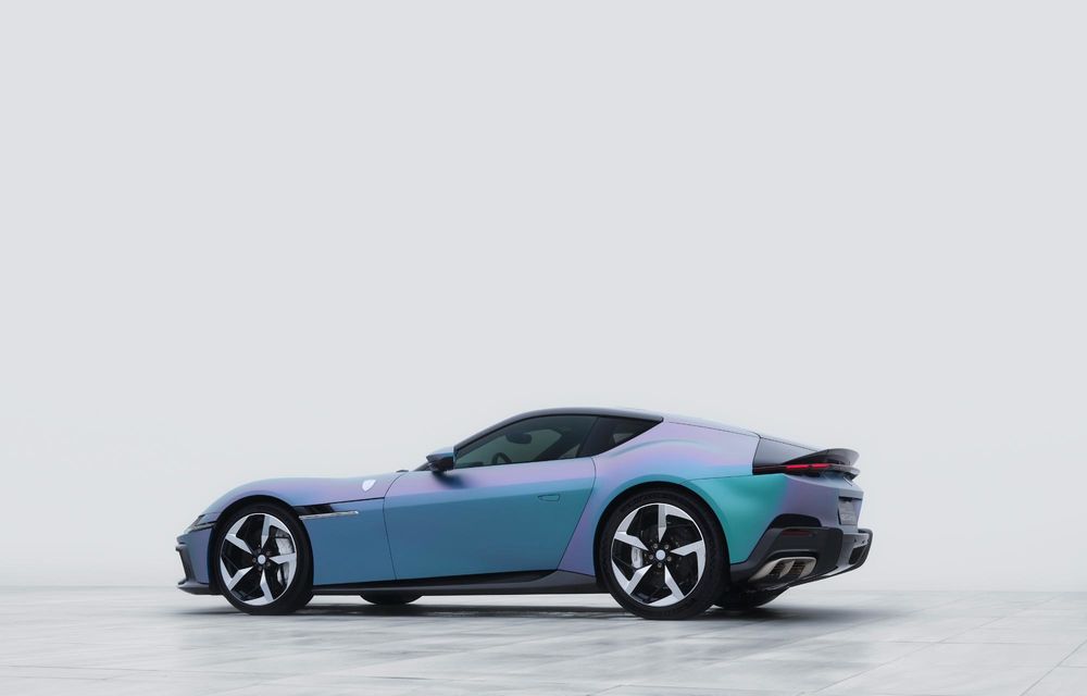 Ferrari 12Cilindri Tailor Made: exemplar unicat creat în colaborare cu 4 artiști coreeni - Poza 3