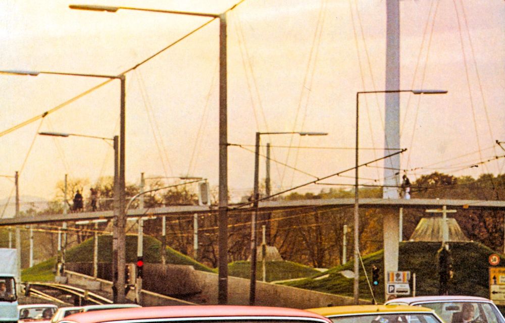 Mașina unei generații: Mercedes-Benz celebrează 50 de ani de la debutul seriei 123 - Poza 14