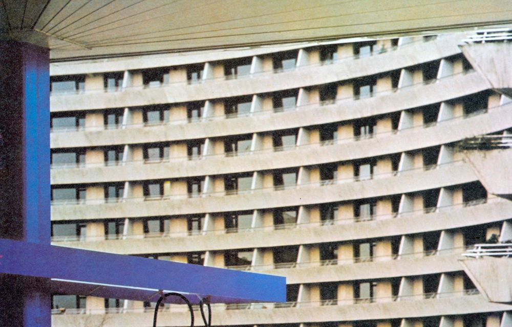 Mașina unei generații: Mercedes-Benz celebrează 50 de ani de la debutul seriei 123 - Poza 15