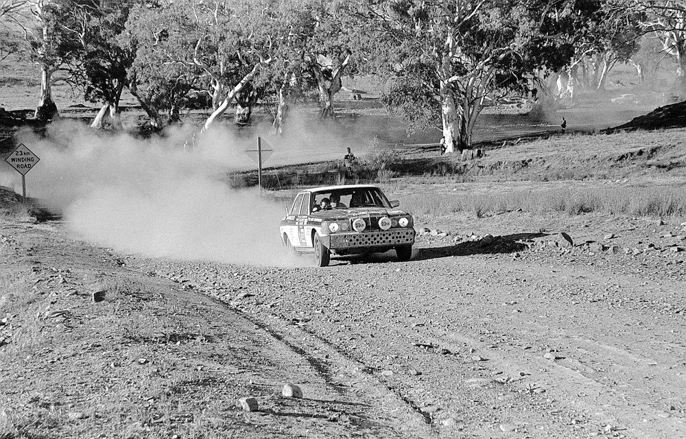 Mașina unei generații: Mercedes-Benz celebrează 50 de ani de la debutul seriei 123 - Poza 18