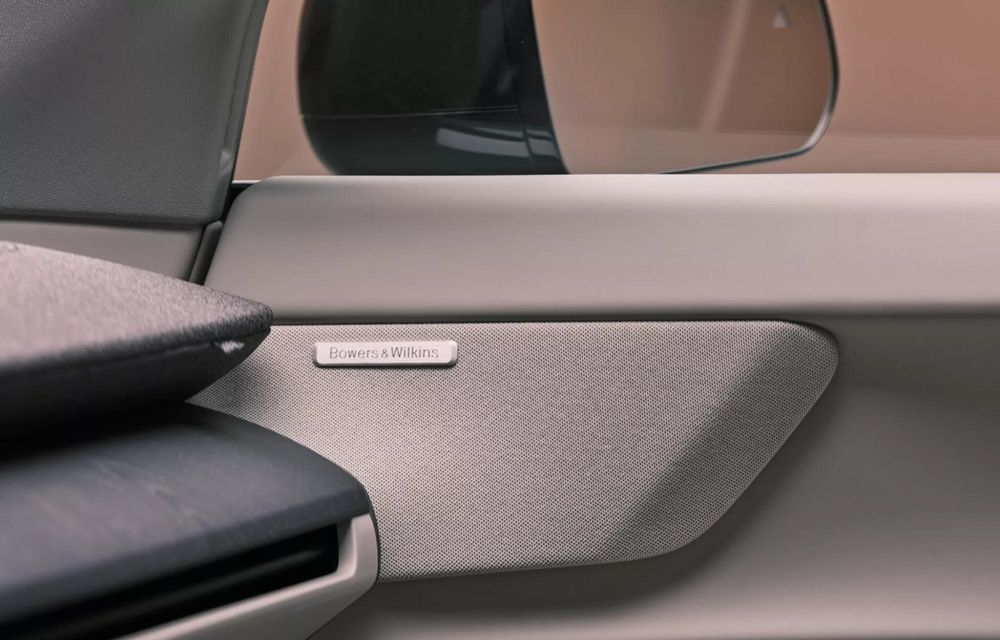 Volvo prezintă noul EX60, pur electric: până la 680 CP și 810 km autonomie - Poza 18