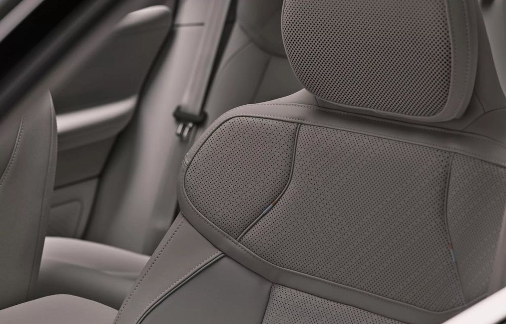 Volvo prezintă noul EX60, pur electric: până la 680 CP și 810 km autonomie - Poza 17