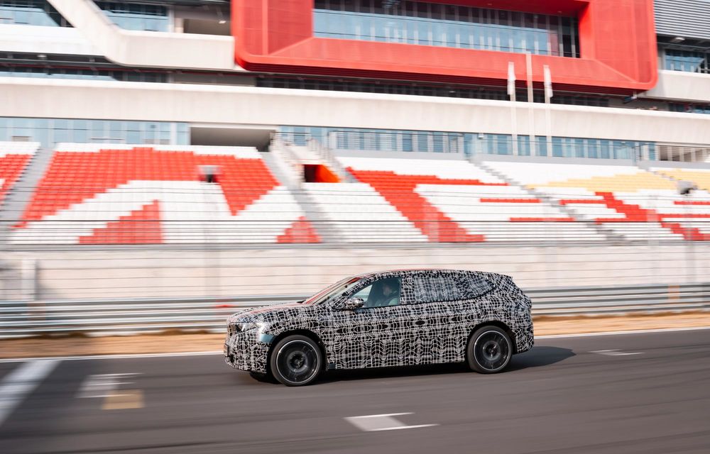 BMW: primele imagini cu noua variantă alungită a lui iX3, pentru piața din China - Poza 3 BMW: primele imagini cu noua variantă alungită a lui iX3, pentru piața din China - Poza 3