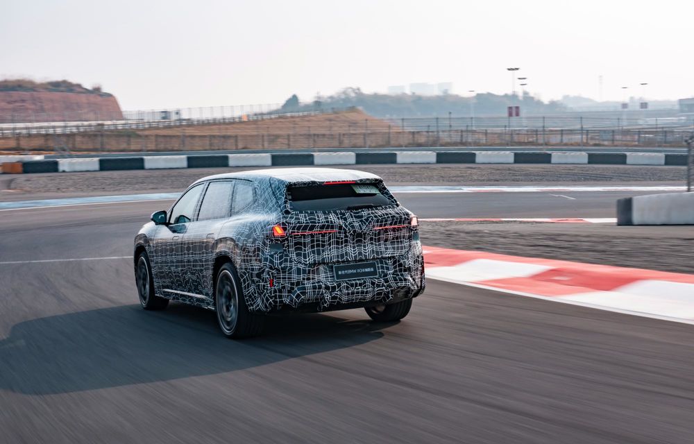 BMW: primele imagini cu noua variantă alungită a lui iX3, pentru piața din China - Poza 30 BMW: primele imagini cu noua variantă alungită a lui iX3, pentru piața din China - Poza 30