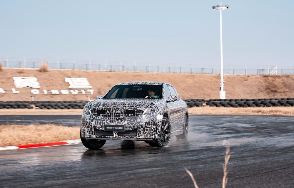 BMW: primele imagini cu noua variantă alungită a lui iX3, pentru piața din China - Poza 33 BMW: primele imagini cu noua variantă alungită a lui iX3, pentru piața din China - Poza 33