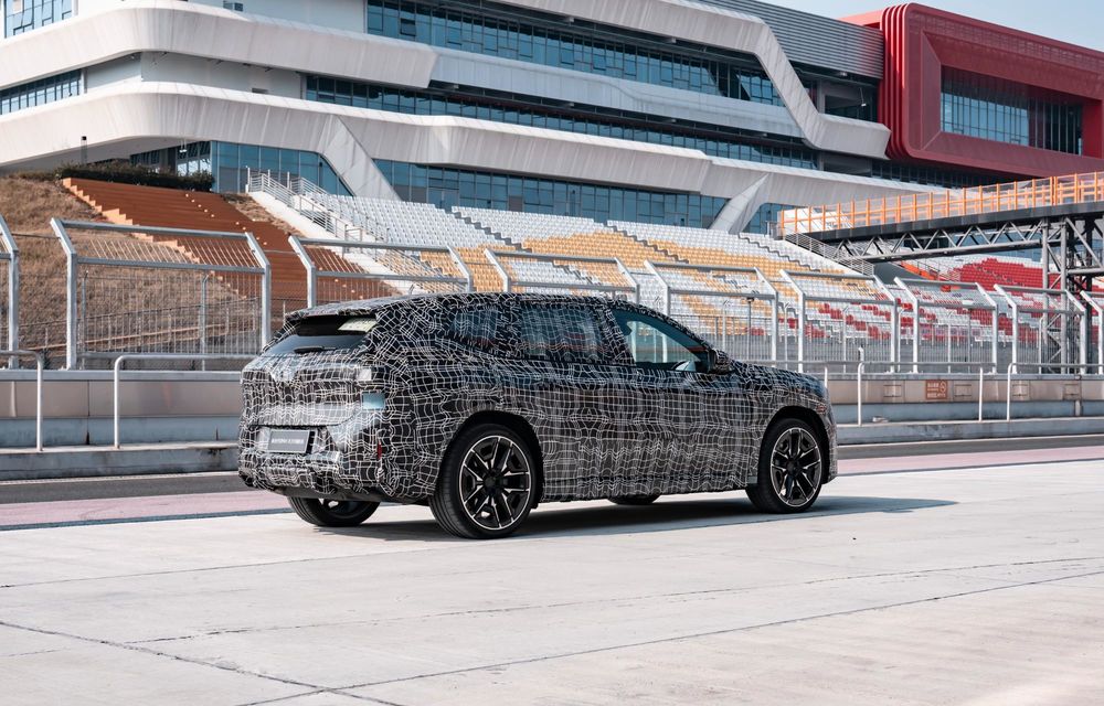BMW: primele imagini cu noua variantă alungită a lui iX3, pentru piața din China - Poza 63 BMW: primele imagini cu noua variantă alungită a lui iX3, pentru piața din China - Poza 63
