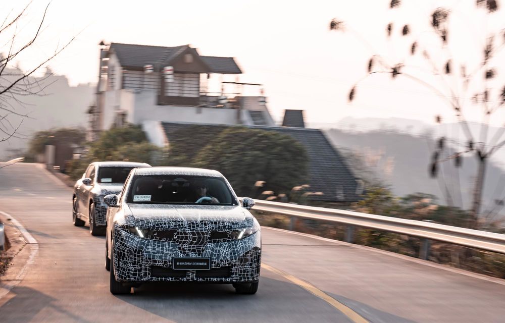 BMW: primele imagini cu noua variantă alungită a lui iX3, pentru piața din China - Poza 78 BMW: primele imagini cu noua variantă alungită a lui iX3, pentru piața din China - Poza 78