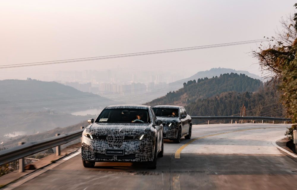 BMW: primele imagini cu noua variantă alungită a lui iX3, pentru piața din China - Poza 81 BMW: primele imagini cu noua variantă alungită a lui iX3, pentru piața din China - Poza 81