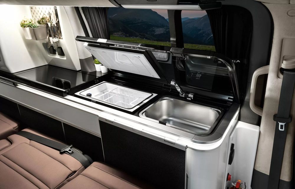 Hyundai prezintă Staria Camper Electric, un concept de camper premium - Poza 7