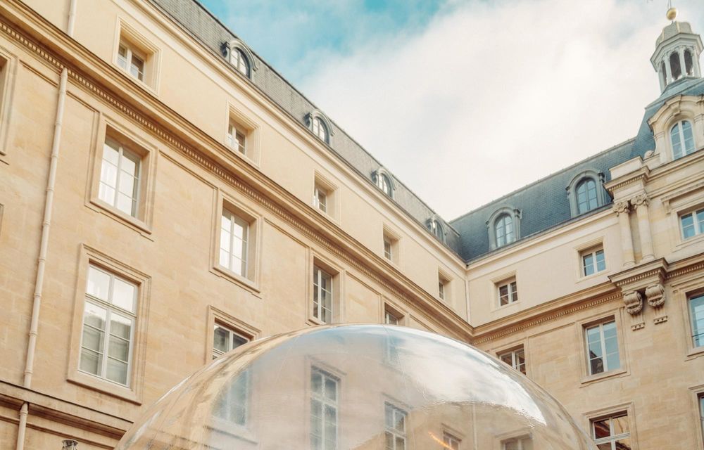 Primul BMW Art Car ajunge în România: 3.0 CSL realizat de Alexander Calder - Poza 2