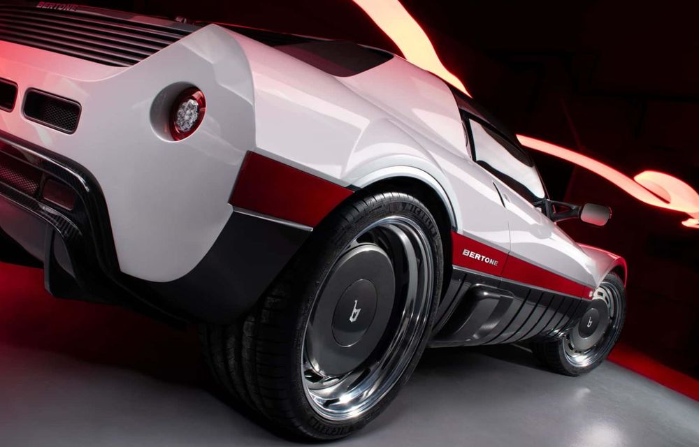 Noul Bertone Runabout, un supercar în stil retro cu motor V6 - Poza 21
