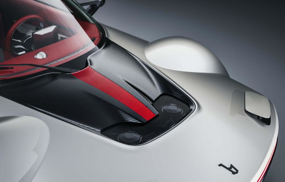 Noul Bertone Runabout, un supercar în stil retro cu motor V6 - Poza 22