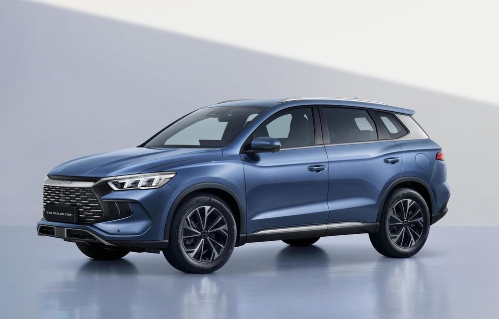 Noul BYD Sealion 5 DM-i a ajuns în România: start de la 27.600 euro - Poza 1 Noul BYD Sealion 5 DM-i a ajuns în România: start de la 27.600 euro - Poza 1
