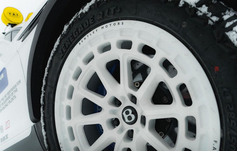 Bentley prezintă Bentayga X Concept, un off-roader extrem bazat pe SUV-ul de lux - Poza 7 Bentley prezintă Bentayga X Concept, un off-roader extrem bazat pe SUV-ul de lux - Poza 7