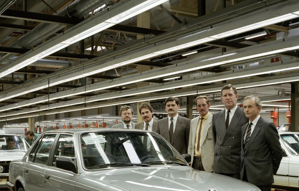 BMW: producție record la uzina din Regensburg în 2025 - Poza 13