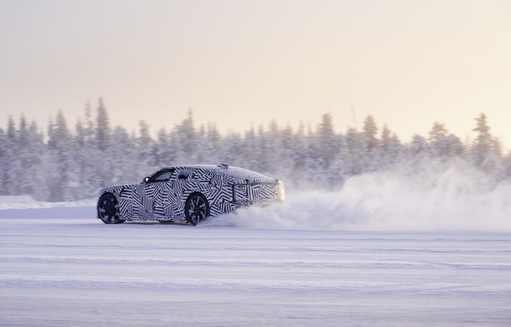 Jaguar: imagini noi cu viitorul model electric în timpul testelor extreme de iarnă - Poza 8