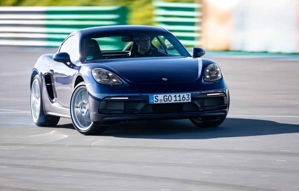 Porsche ar putea renunța la viitoarele sale modele electrice de performanță - Poza 1