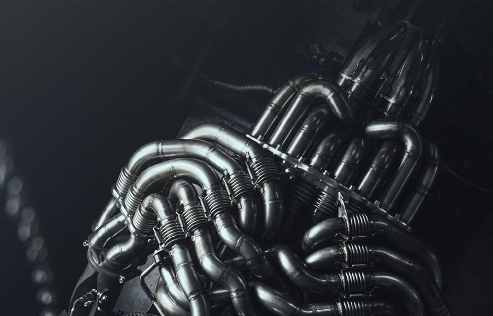 Italienii de la De Tomaso prezintă un nou motor V12: 900 de cai putere - Poza 7