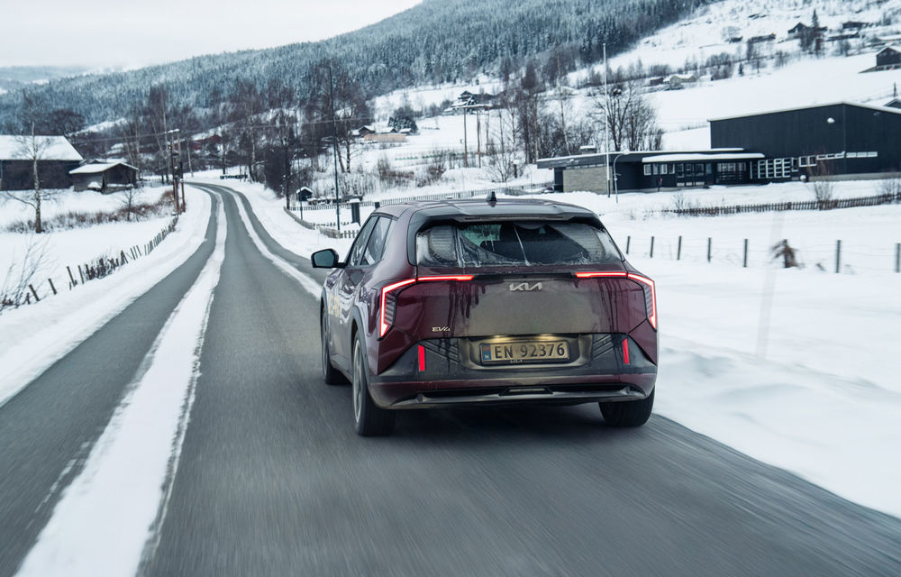 Kia EV4, autonomie de 390 km în condiții de iarnă extremă la un eveniment din Norvegia - Poza 2
