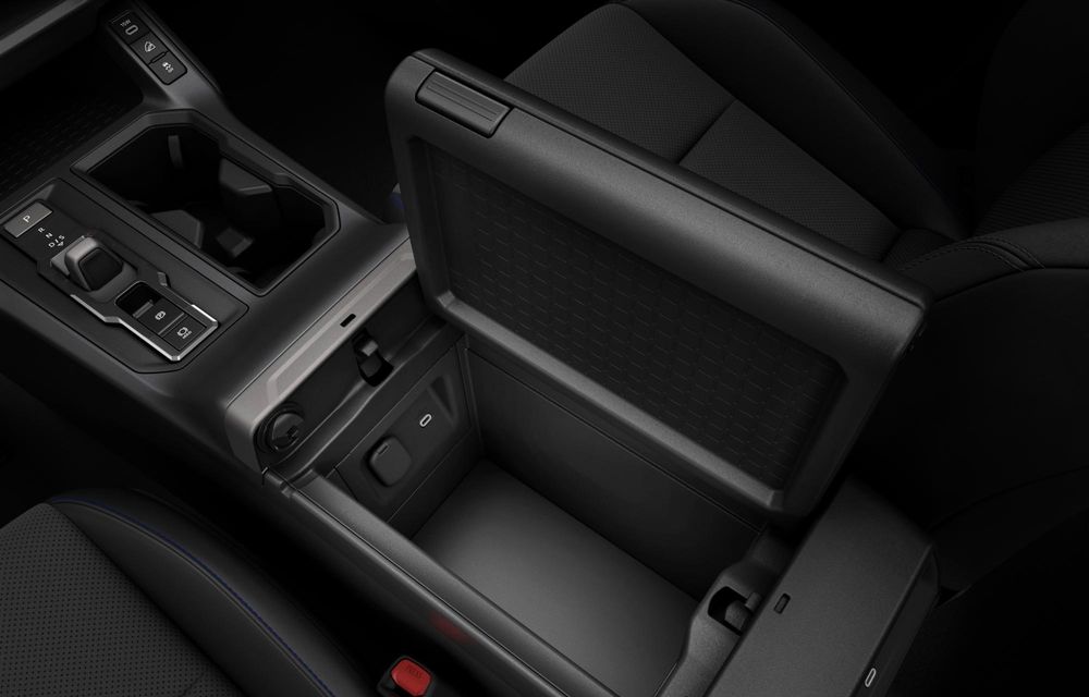 Noul Suzuki Across, un SUV electrificat înrudit cu Toyota RAV4 - Poza 12