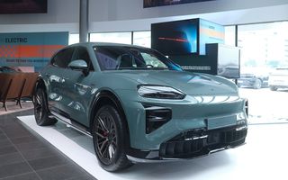 Noul Porsche Cayenne Electric a fost expus la București: start de la 108.000 euro