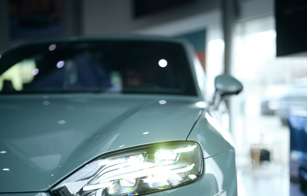 Noul Porsche Cayenne Electric a fost expus la București: start de la 108.000 euro - Poza 4