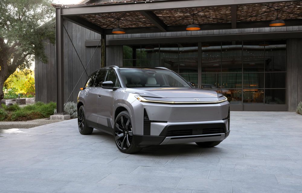 Noua Toyota Highlander, prima generație electrică a SUV-ului - Poza 2