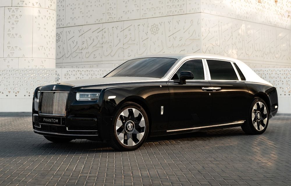 Exemplar unicat Rolls-Royce Phantom: în premieră, capotă gravată cu laser - Poza 1