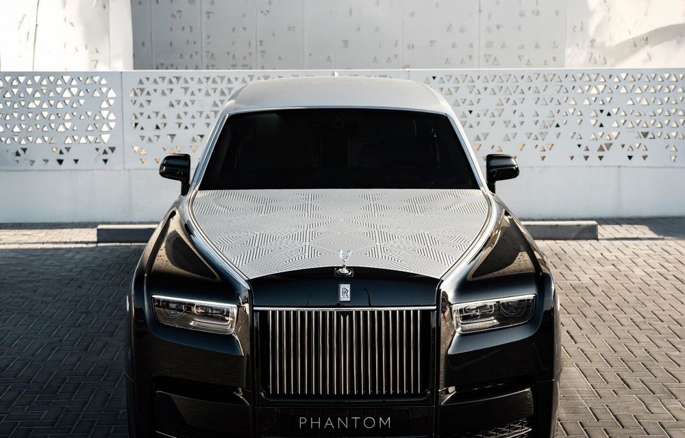 Exemplar unicat Rolls-Royce Phantom: în premieră, capotă gravată cu laser - Poza 4