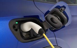 Comisia Europeană: mașinile electrice eligibile pentru subvenții trebuie să fie produse în Europa, în proporție de 70%