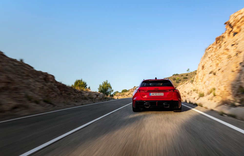 OFICIAL: Noul Audi RS 5 debutează cu sistem de propulsie PHEV și 639 CP - Poza 14