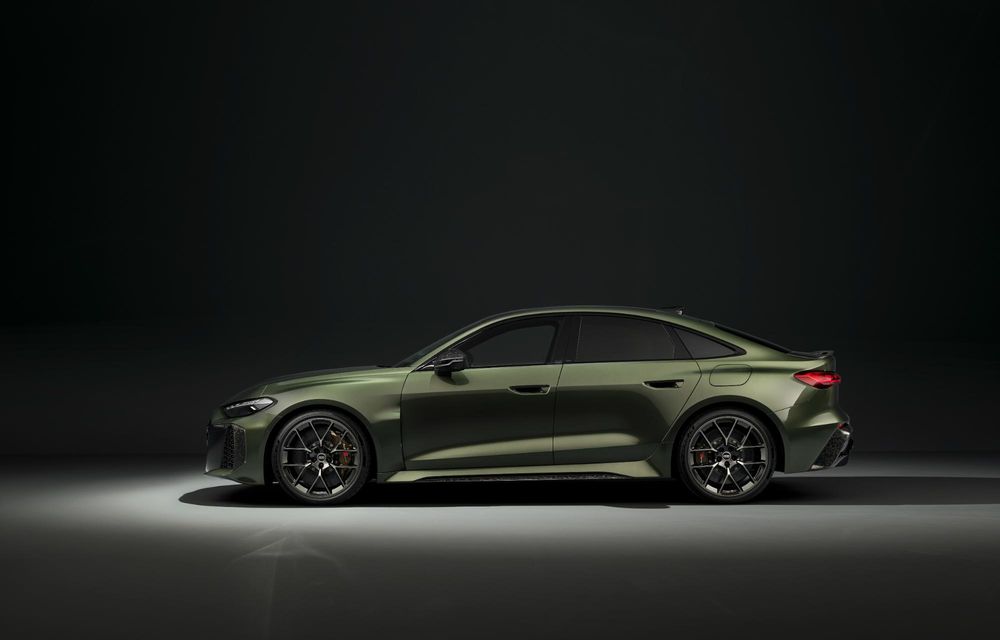 OFICIAL: Noul Audi RS 5 debutează cu sistem de propulsie PHEV și 639 CP - Poza 43